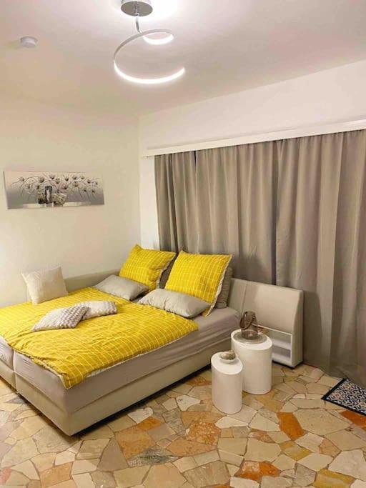 Ferienwohnung Studio Belvedere Brezzo Bagian luar foto