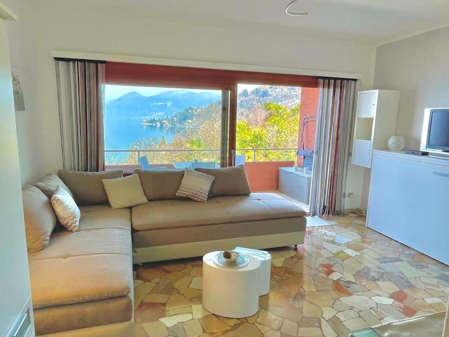Ferienwohnung Studio Belvedere Brezzo Bagian luar foto