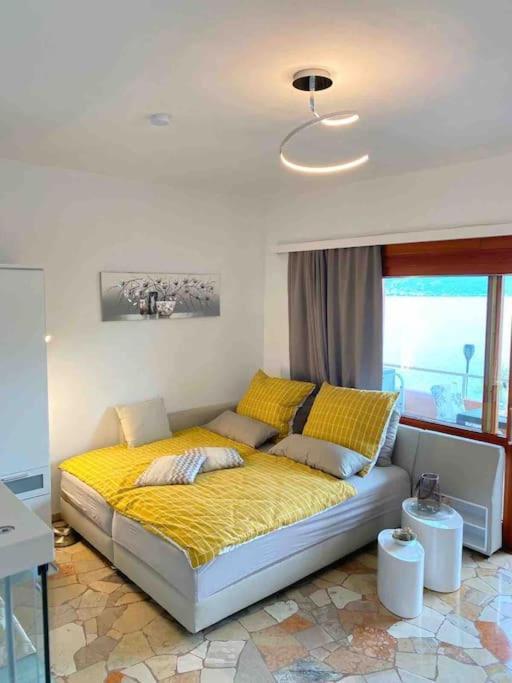 Ferienwohnung Studio Belvedere Brezzo Bagian luar foto
